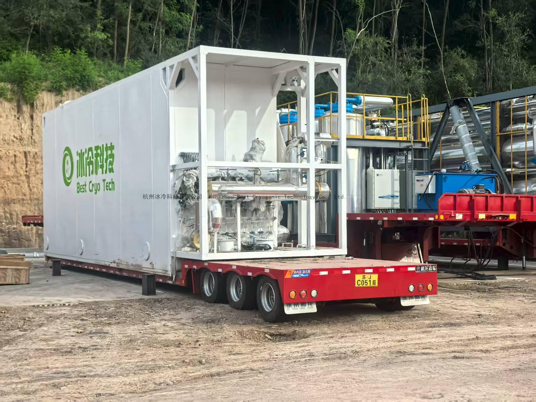 1 延安10万方/天车载式LNG天然气液化装置